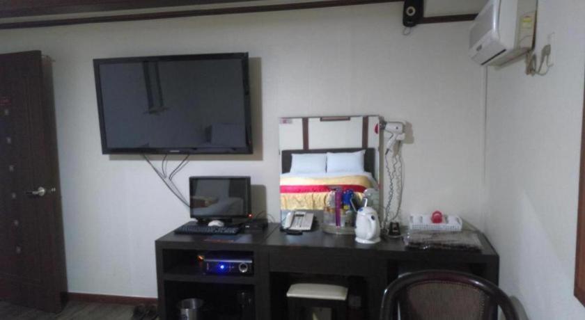 Nine Hotel Incheon Bagian luar foto